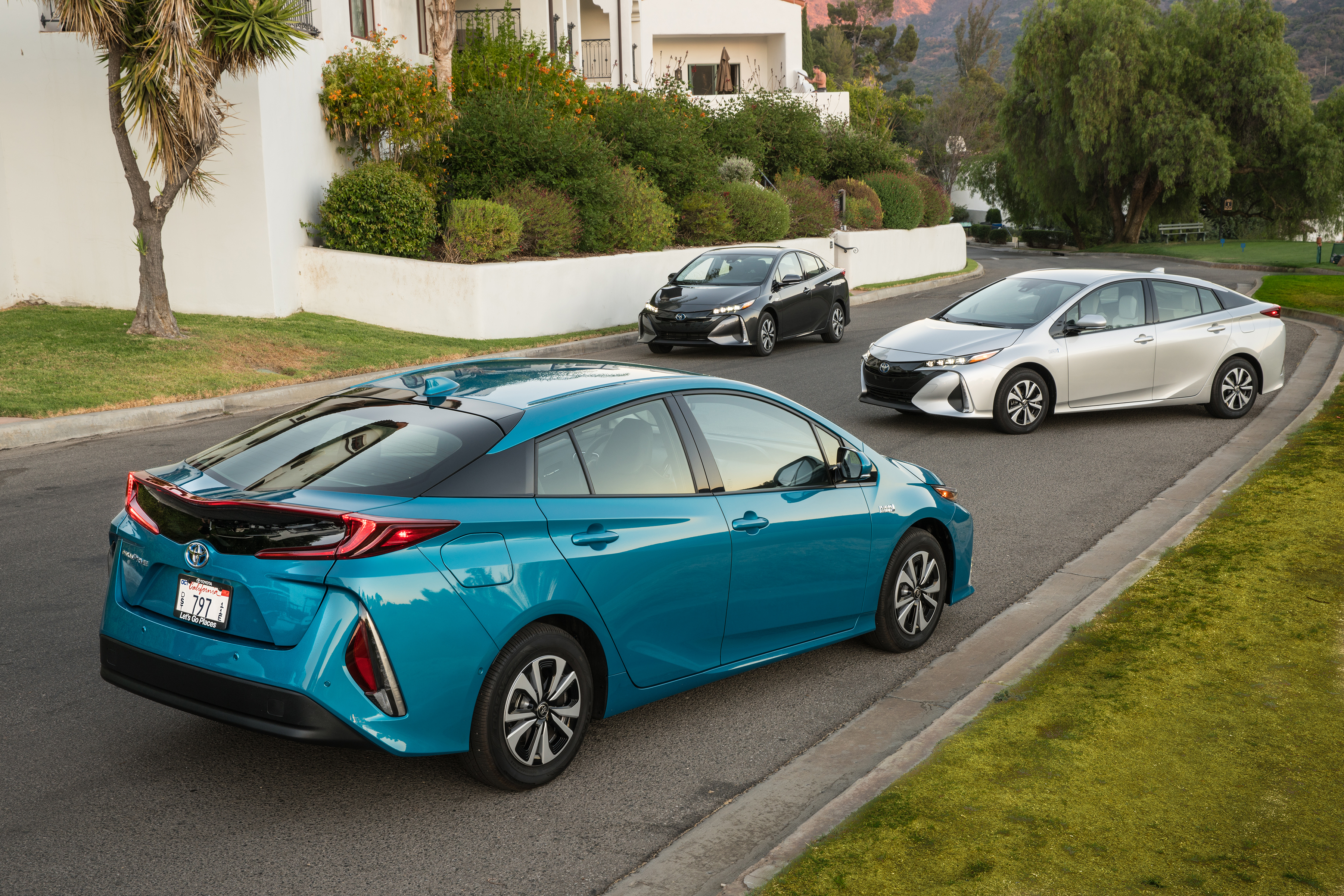 Prius prime on sale blue magnetism