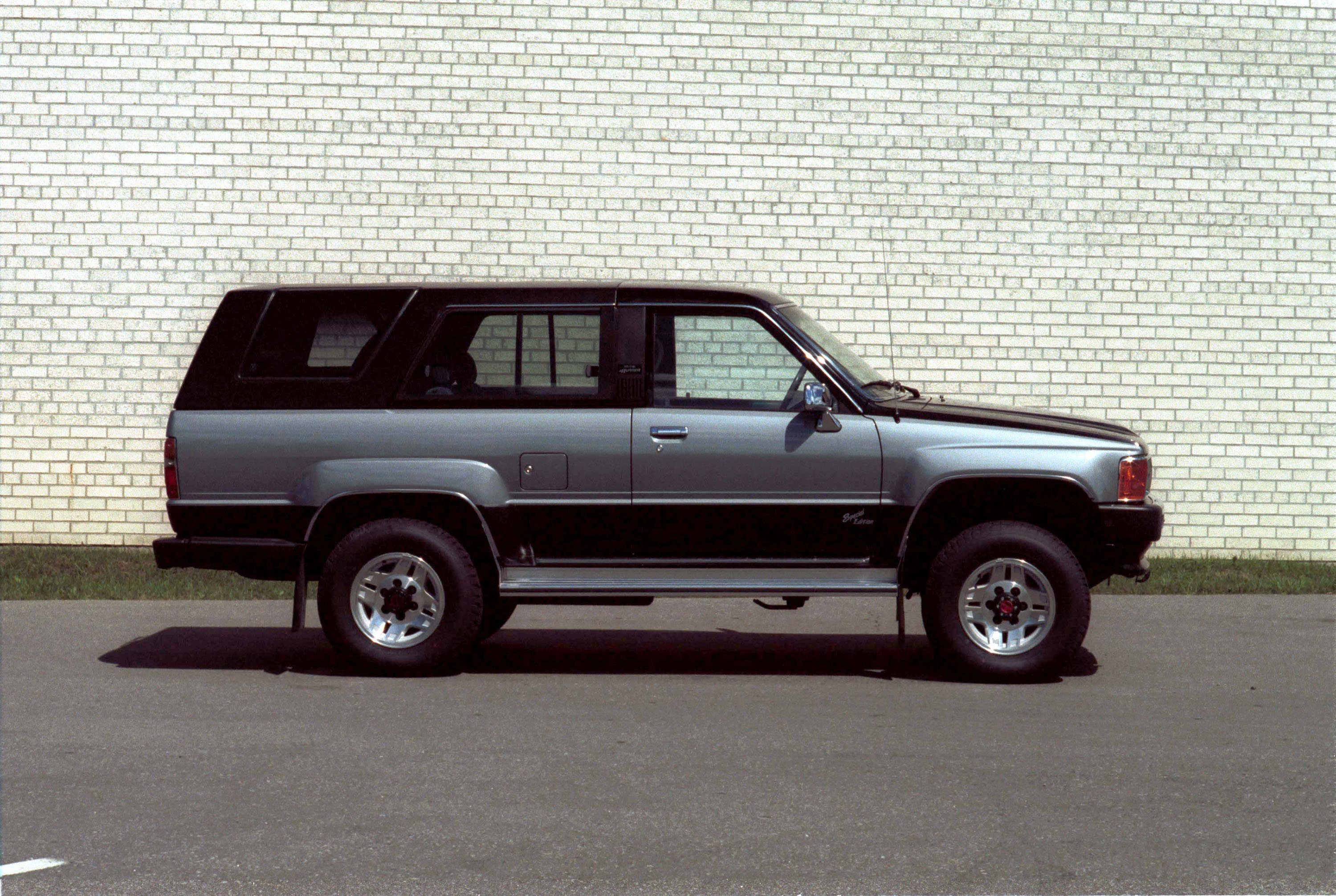 1989 Toyota 4Runner 03