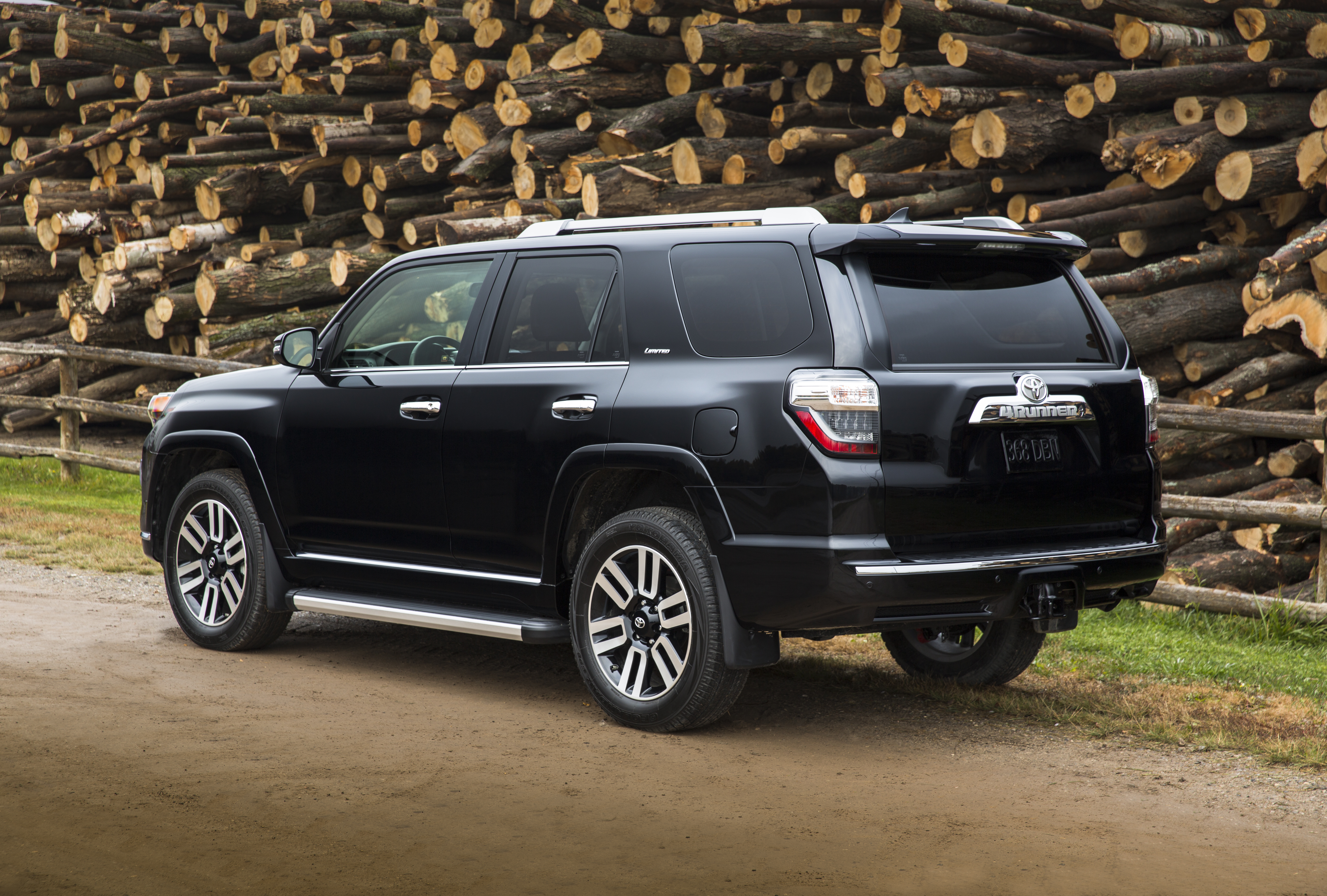 2014 - 2018 Toyota 4Runner Images