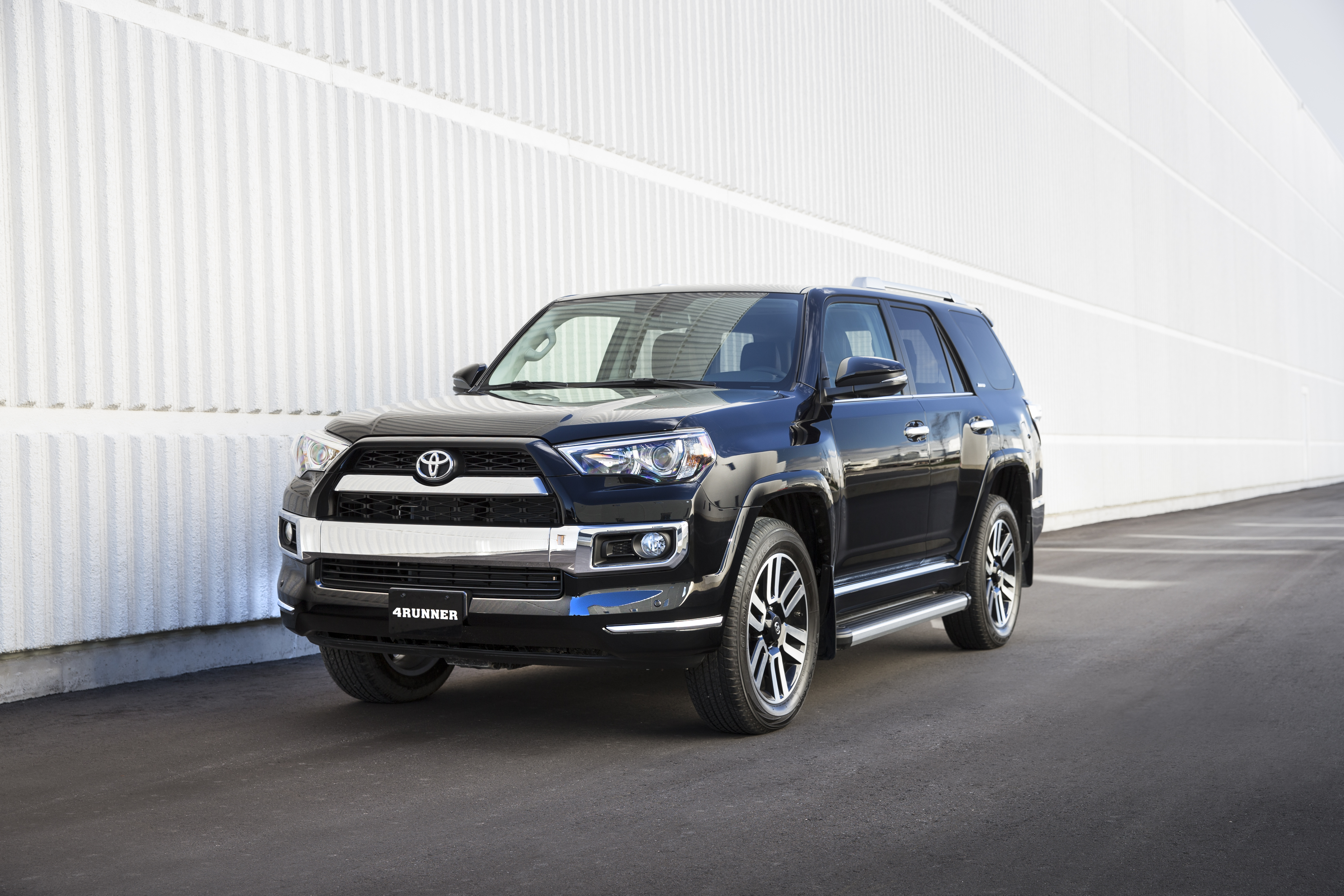 2014 - 2018 Toyota 4Runner Images